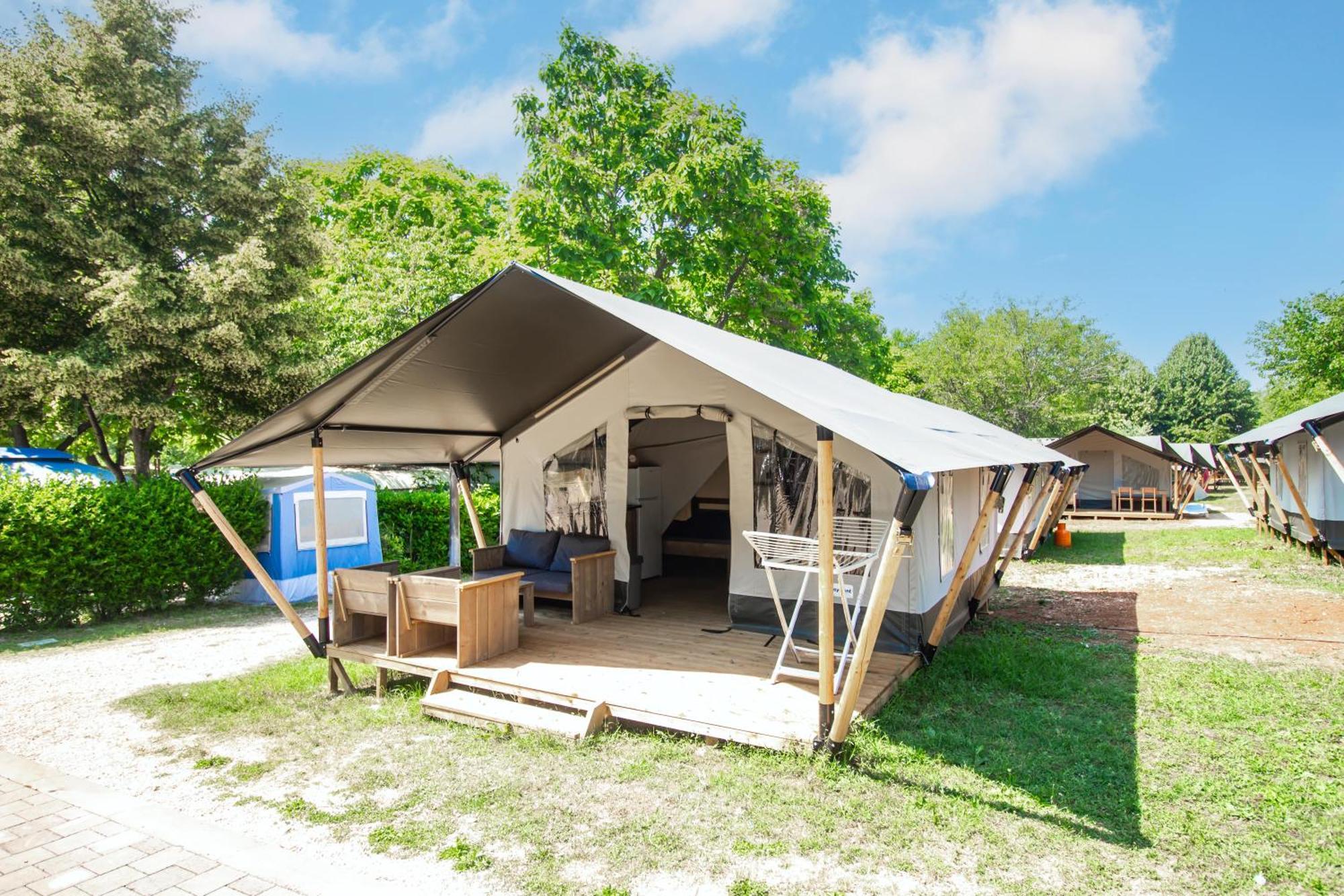 Easyatent Safari Tent Lanterna Červar-Porat Esterno foto