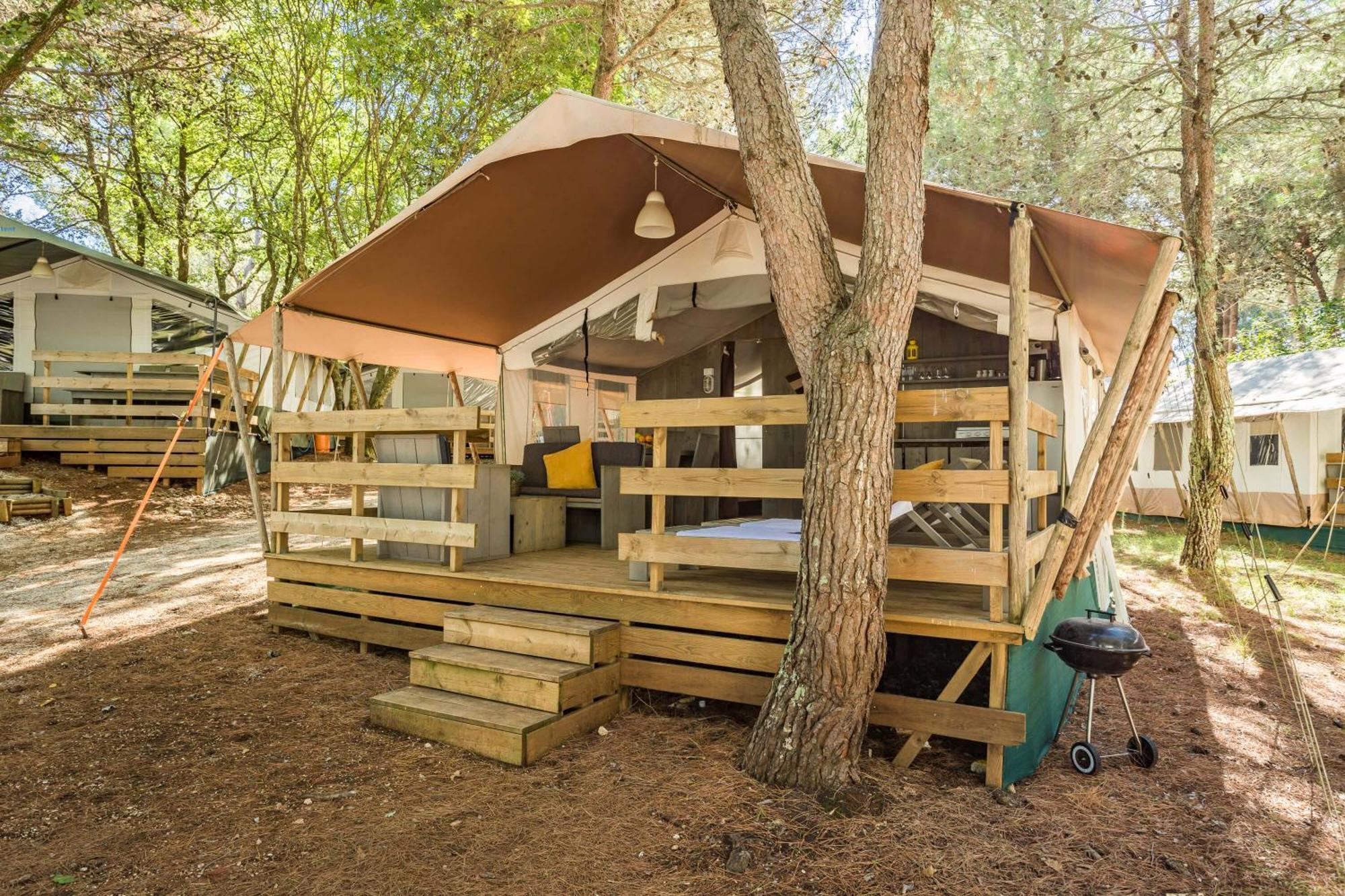 Easyatent Safari Tent Lanterna Červar-Porat Camera foto
